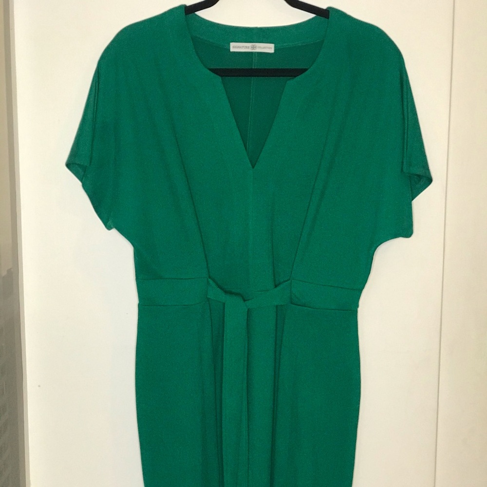 Green knee length dress
